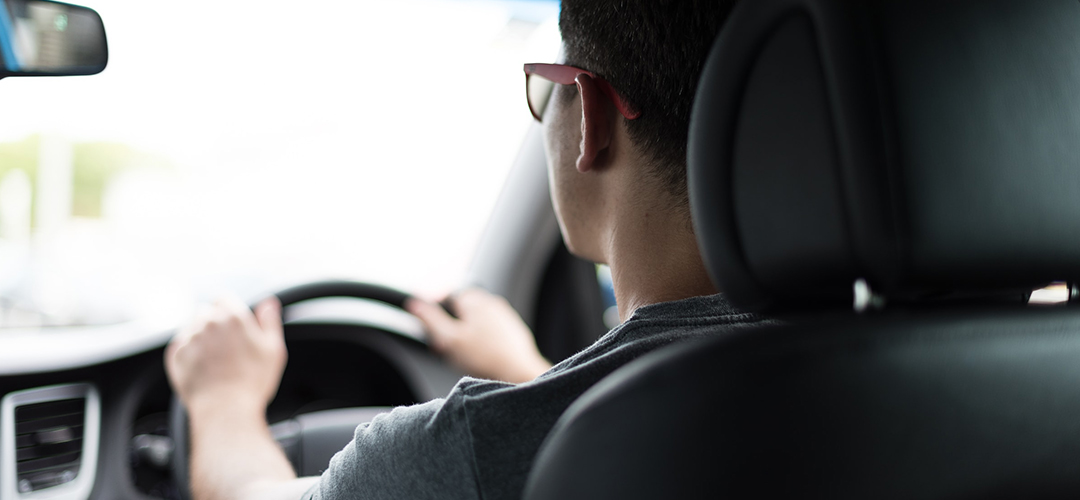 Acquiring and renewing a driving licence